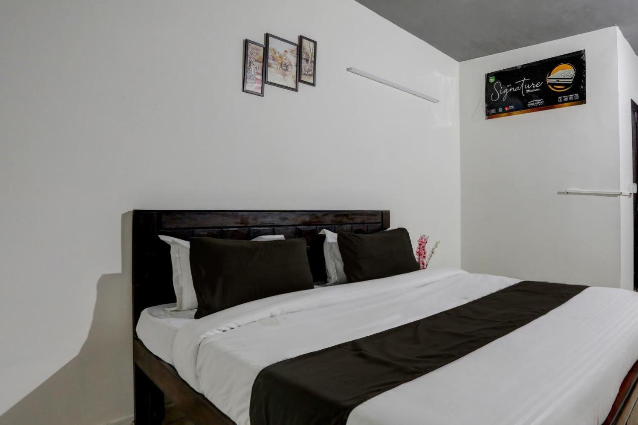 Hotel O The Royal Villa New Delhi Buitenkant foto